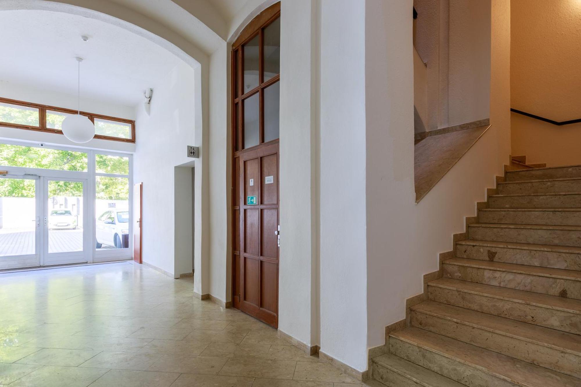 Avantgarde Apartments プルゼニ エクステリア 写真