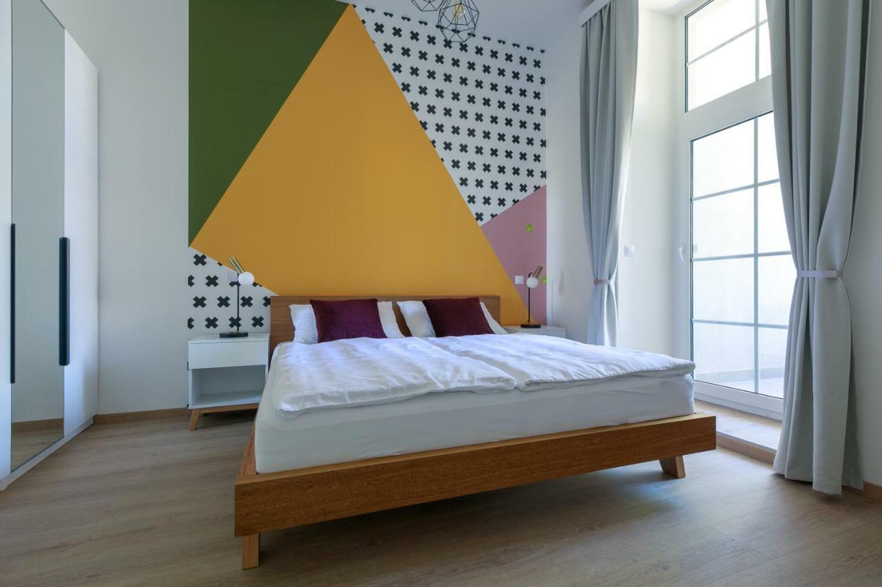 Avantgarde Apartments プルゼニ エクステリア 写真