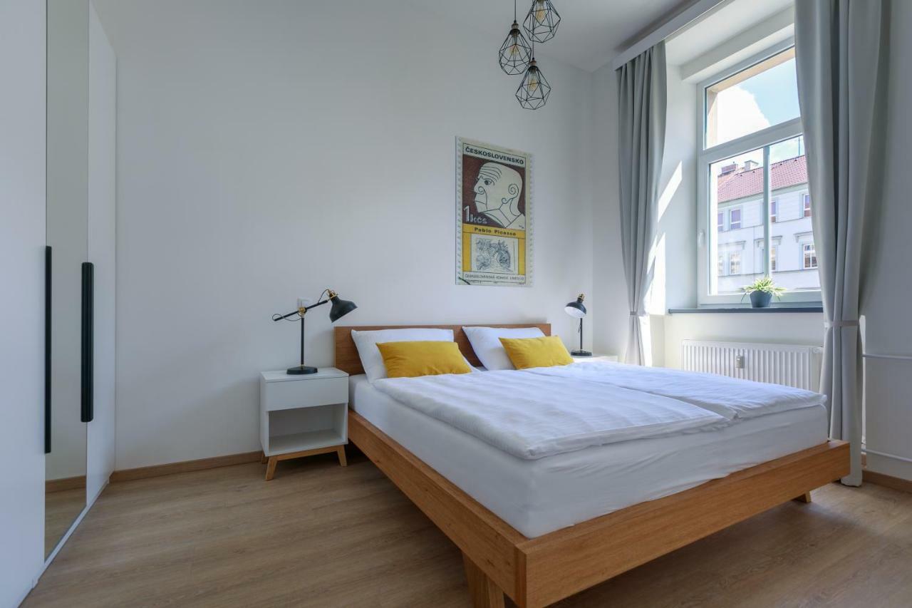 Avantgarde Apartments プルゼニ エクステリア 写真