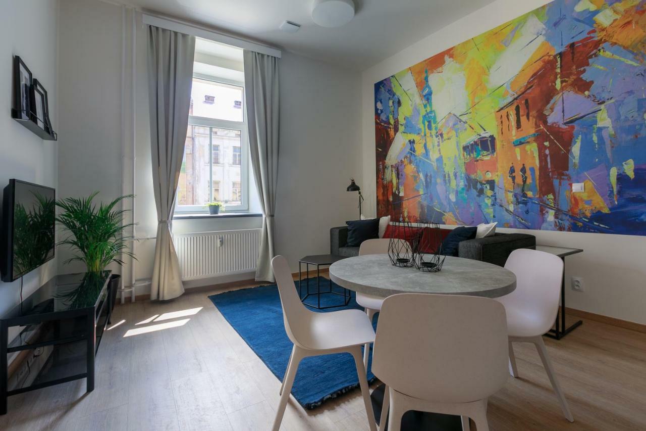 Avantgarde Apartments プルゼニ エクステリア 写真