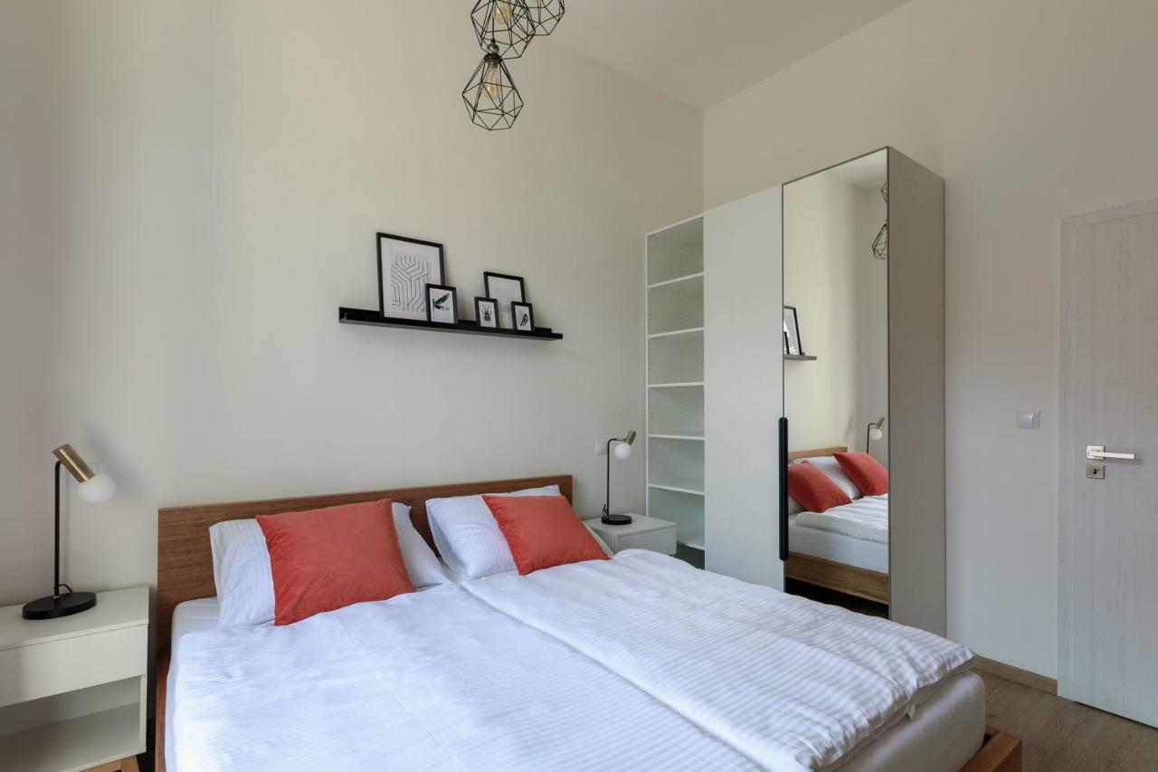 Avantgarde Apartments プルゼニ エクステリア 写真