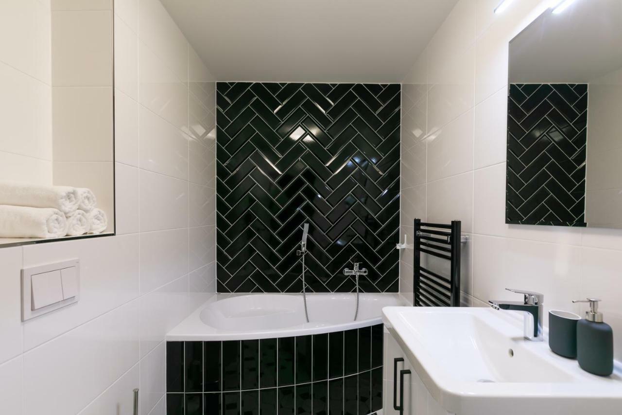 Avantgarde Apartments プルゼニ エクステリア 写真